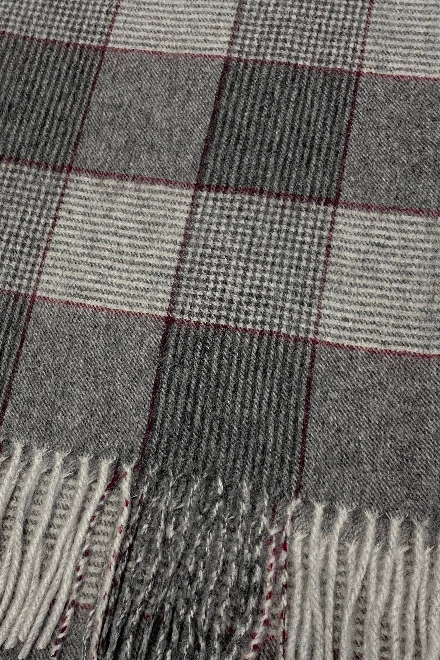 Houndstooth And Stripe Check Wool Tassel Scarf: Black