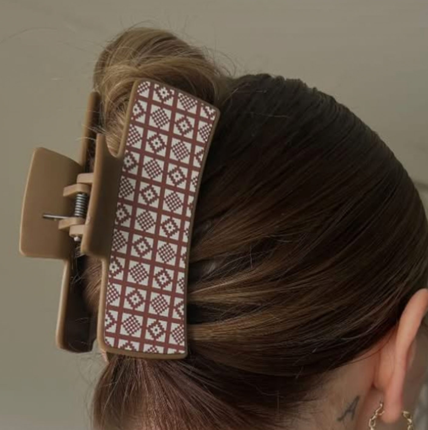 Sanquhar pattern claw clip