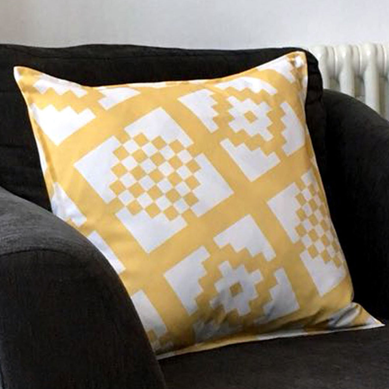 Mustard Geo-print Cushion Cover image 0