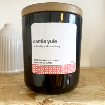 Cantie yule soy candle